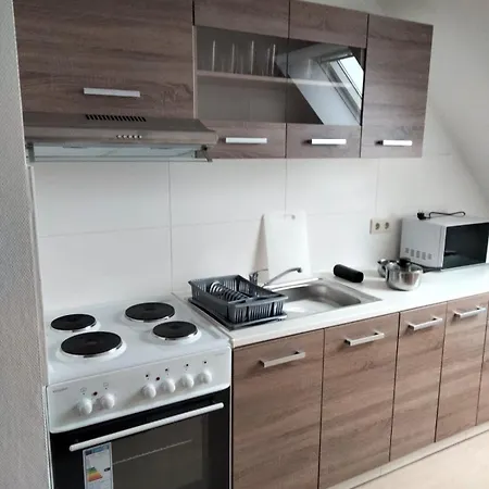 5 Bett Monteurwohnung In Atzendorf, Apartment Stassfurt