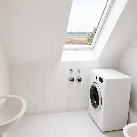 Apartment 5 Bett Monteurwohnung In Atzendorf, Stassfurt