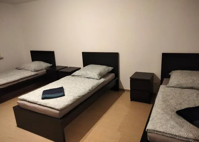 5 Bett Monteurwohnung In Atzendorf, *