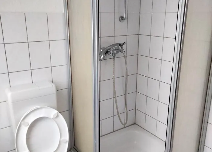 5 Bett Monteurwohnung In Atzendorf, Stassfurt